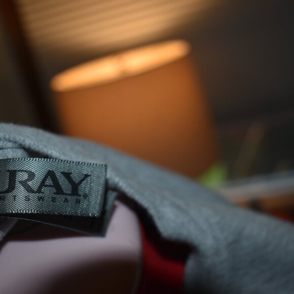 tee - Picture 5 of 5